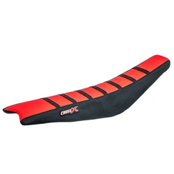 Housse de selle GASGAS EC-ECF 2007-2011 TOP RED- SIDE BLACK-STRIPES BLACK (M810-3RBB) Housse de selle GASGAS EC-ECF 2007-2011 TOP RED- SIDE BLACK-STRIPES BLACK (M810-3RBB)